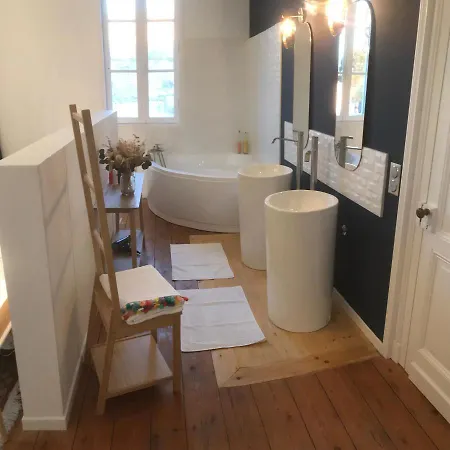 Hotel La Maison De Milie Montagne (Gironde)
